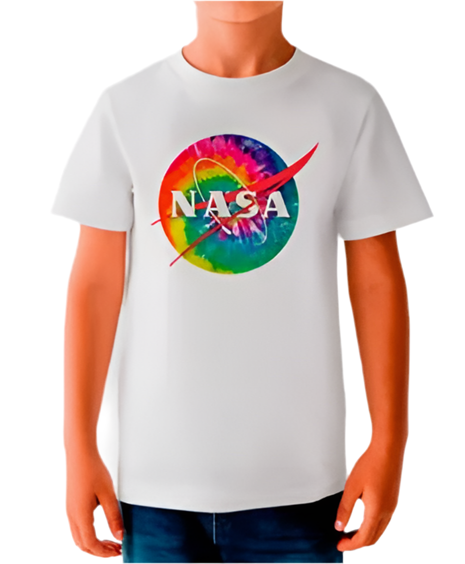 Camiseta com tubos de tintas para customização