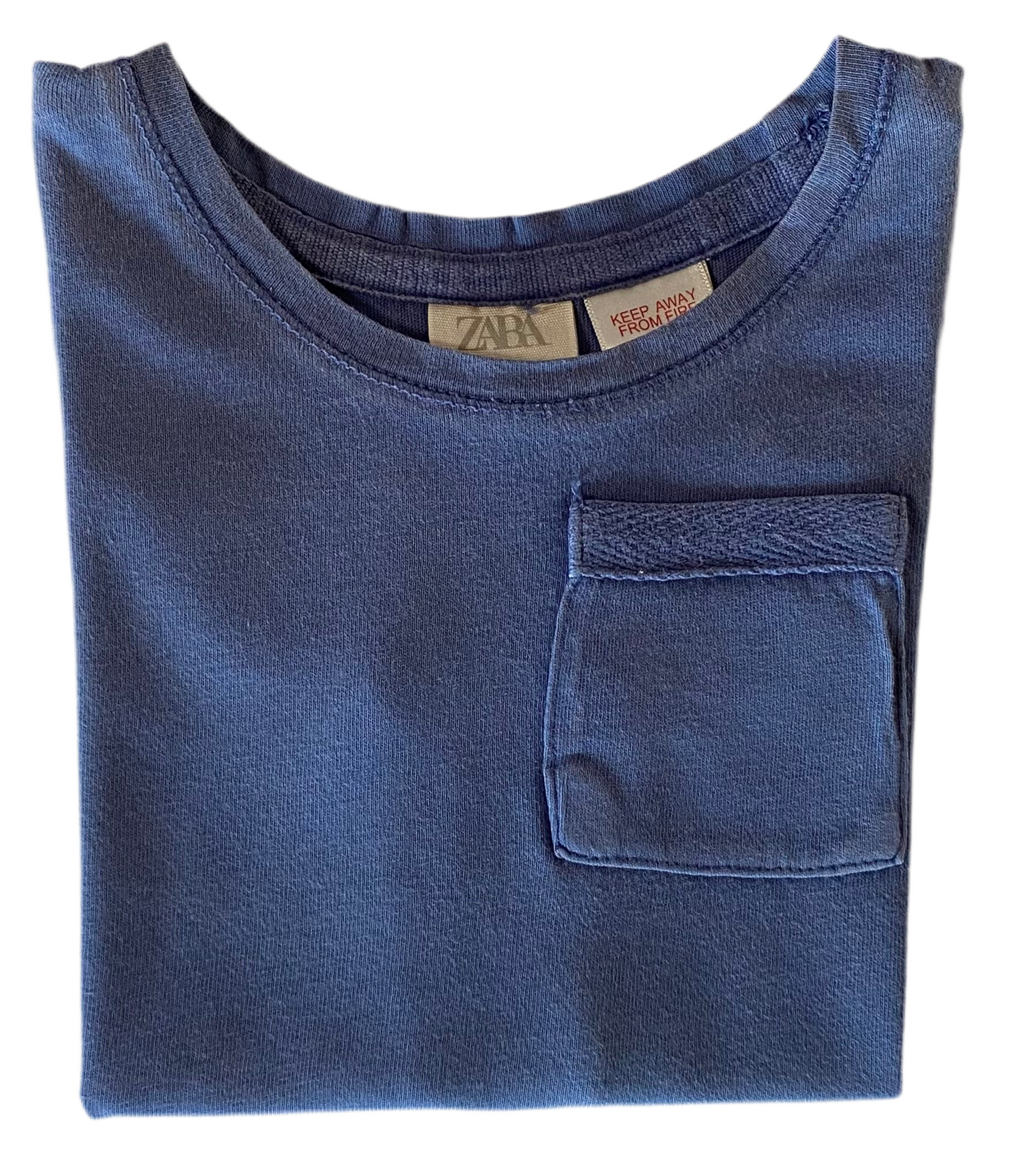 Kit com 2 camisetas regata com bolso "ZARA"