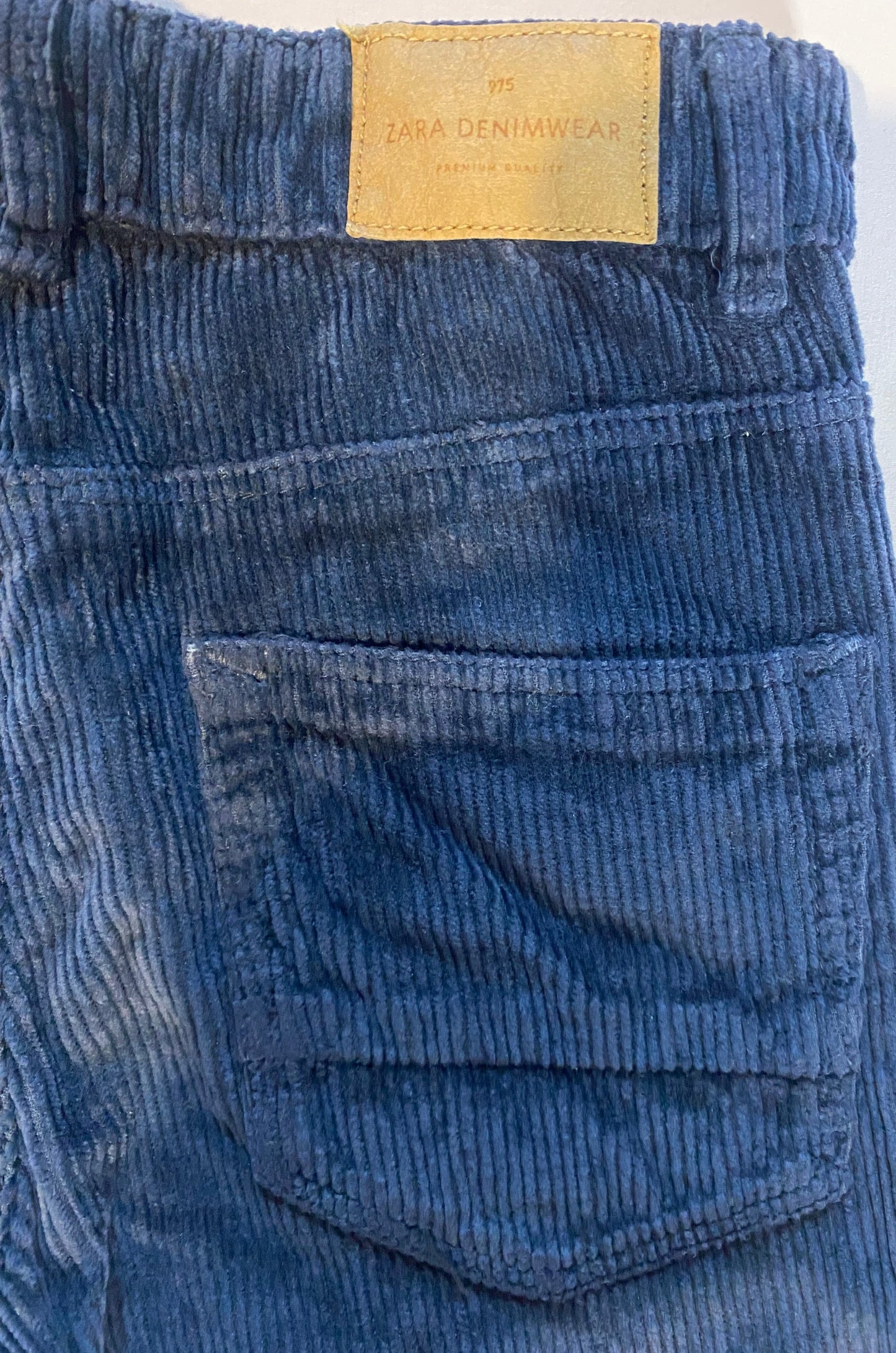 Calça de veludo "ZARA"