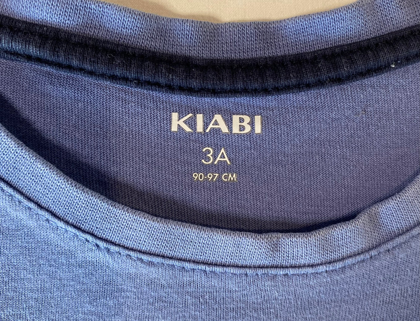 Camiseta "KIABI"