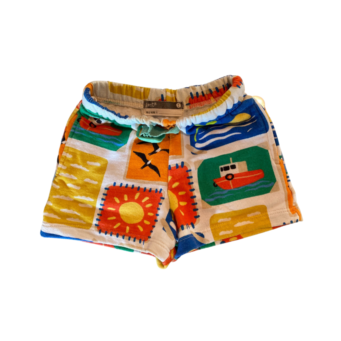 Conjunto de shorts e camiseta "Bento - Fábula"