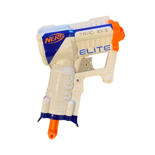 Lançador de dardos branco “Nerf Elite Triad EX-3 - Hasbro”