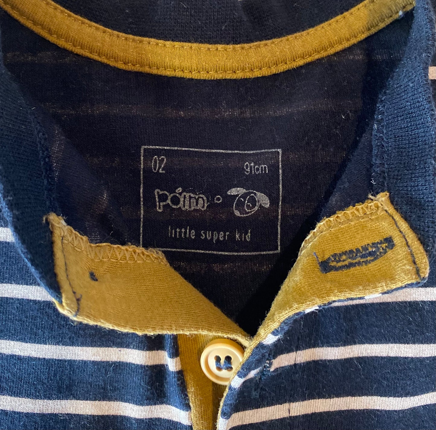 Camiseta com listras "PÓIM"